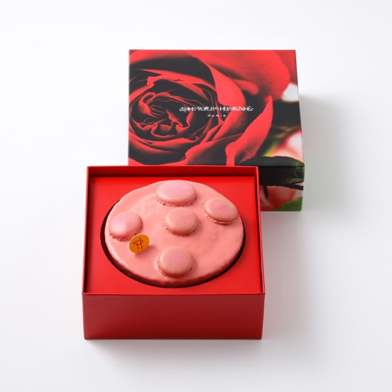 Mother's Day 2023 | FEATURE | ピエール・エルメ・パリ -PIERRE HERMÉ